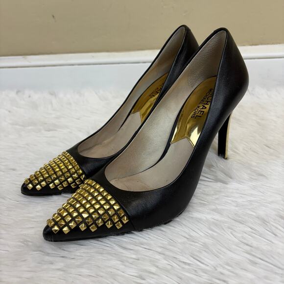 MK Michael Kors Black Leather Pumps Gold Heel Cap Studded Toe Size 7.5 - Picture 3 of 9